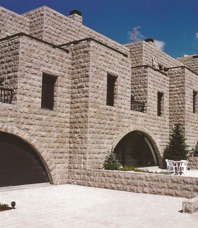 Abou Jaoude Complexe - Faqra